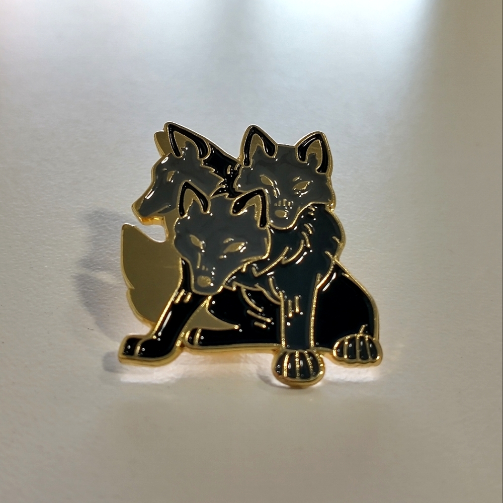 🧁 Cerberus Fluffy Three-Headed Dog Enamel Pin NEW
